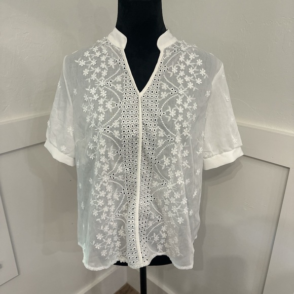 White Embellished Short Sleeve Blouse with Mandarin Collar - Picture 1 of 4